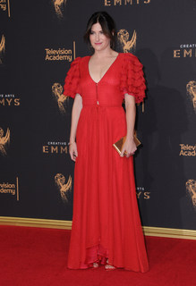 Kathryn Hahn feet photo thumbnail