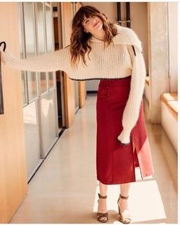 Kathryn Hahn feet photo thumbnail