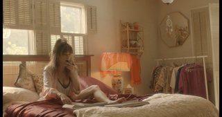 Kathryn Hahn feet photo thumbnail