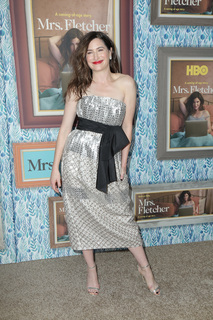 Kathryn Hahn feet photo thumbnail