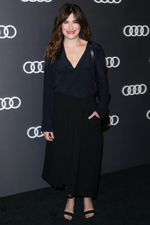 Kathryn Hahn feet photo thumbnail