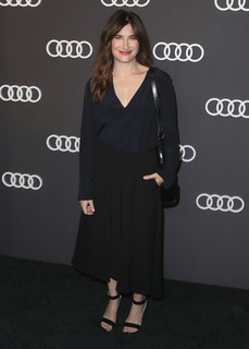 Kathryn Hahn feet photo thumbnail