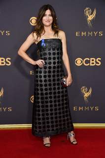 Kathryn Hahn feet photo thumbnail