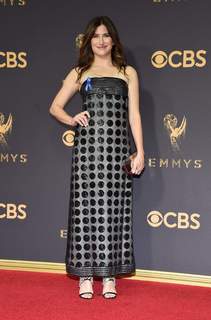 Kathryn Hahn feet photo thumbnail