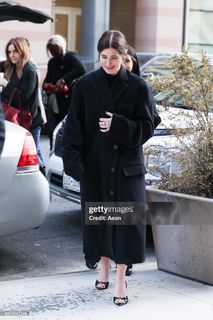 Kathryn Hahn feet photo 4