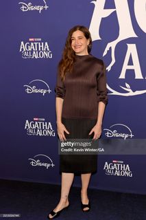 Kathryn Hahn feet photo 2