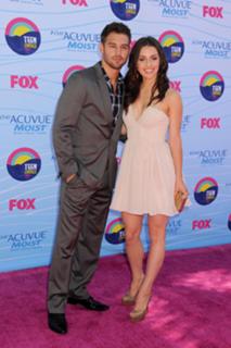 Kathryn McCormick feet photo 2