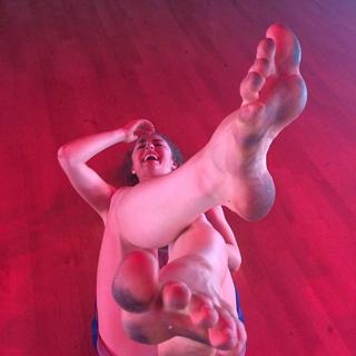 Kathryn McCormick feet photo 16