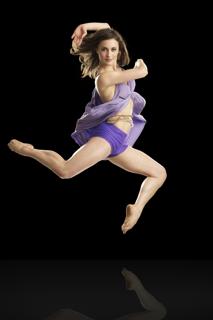 Kathryn McCormick feet photo 3