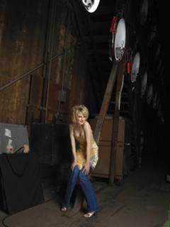 Kathryn Morris feet photo thumbnail