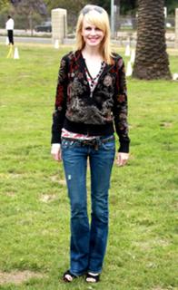 Kathryn Morris feet photo thumbnail