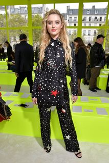 Kathryn Newton feet photo thumbnail