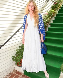Kathryn Newton feet photo thumbnail