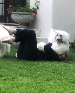 Kathryn Newton feet photo thumbnail