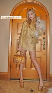 Kathryn Newton feet photo thumbnail