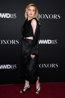 Kathryn Newton feet photo thumbnail