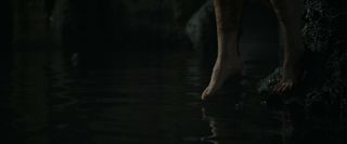 Kathryn Newton feet photo 18