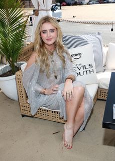 Kathryn Newton feet photo 10