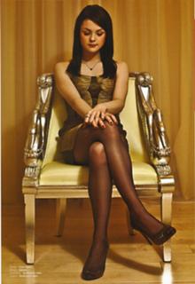 Kathryn Prescott feet photo 13