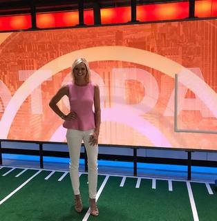Kathryn Tappen feet photo 8
