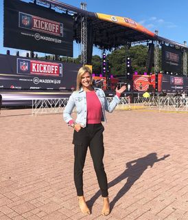 Kathryn Tappen feet photo 13