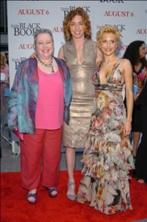Kathy Bates feet photo 3