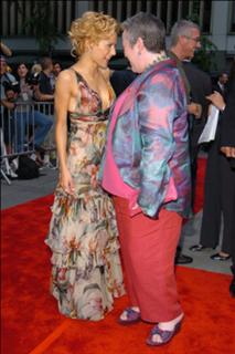 Kathy Bates feet photo 12