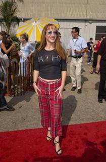 Kathy Griffin feet photo thumbnail