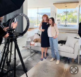 Kathy Griffin feet photo thumbnail