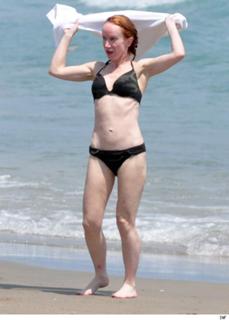 Kathy Griffin feet photo thumbnail