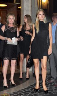 Kathy Hilton feet photo 7