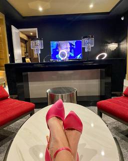 Kathy Wolf feet photo 6