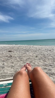 Kathy Wolf feet photo 1