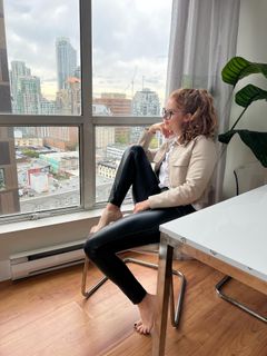 Kati Falk-Flores feet photo 17