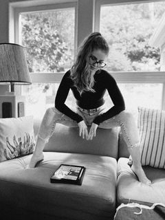 Kati Falk-Flores feet photo 9