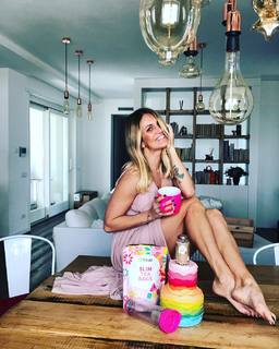 Katia Pedrotti feet photo 7