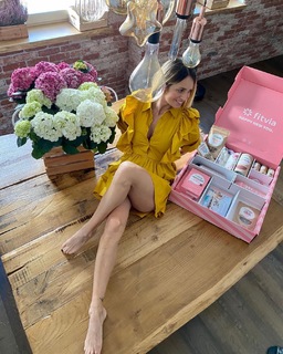 Katia Pedrotti feet photo 1