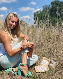 Katia Pedrotti feet photo 20