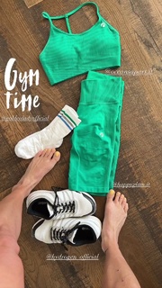 Katia Pedrotti feet photo 19