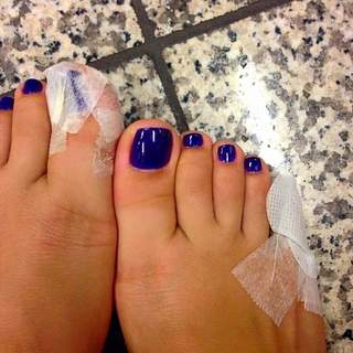 Katia Tsovgkan feet photo 1