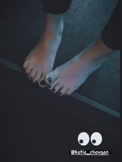 Katia Tsovgkan feet photo 13
