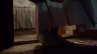 Katia Winter feet photo thumbnail