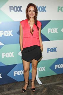 Katia Winter feet photo thumbnail