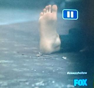 Katia Winter feet photo thumbnail