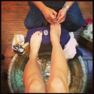 Katie Aselton feet photo thumbnail