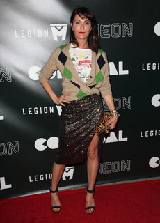 Katie Aselton feet photo thumbnail