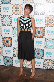 Katie Aselton feet photo thumbnail