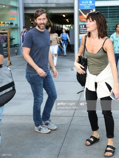 Katie Aselton feet photo thumbnail