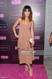 Katie Aselton feet photo thumbnail