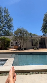 Katie Aselton feet photo thumbnail